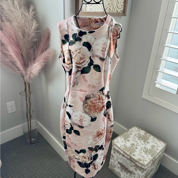 Women’s Calvin Klein pink floral scuba dress size 4 - Picture 2 of 9